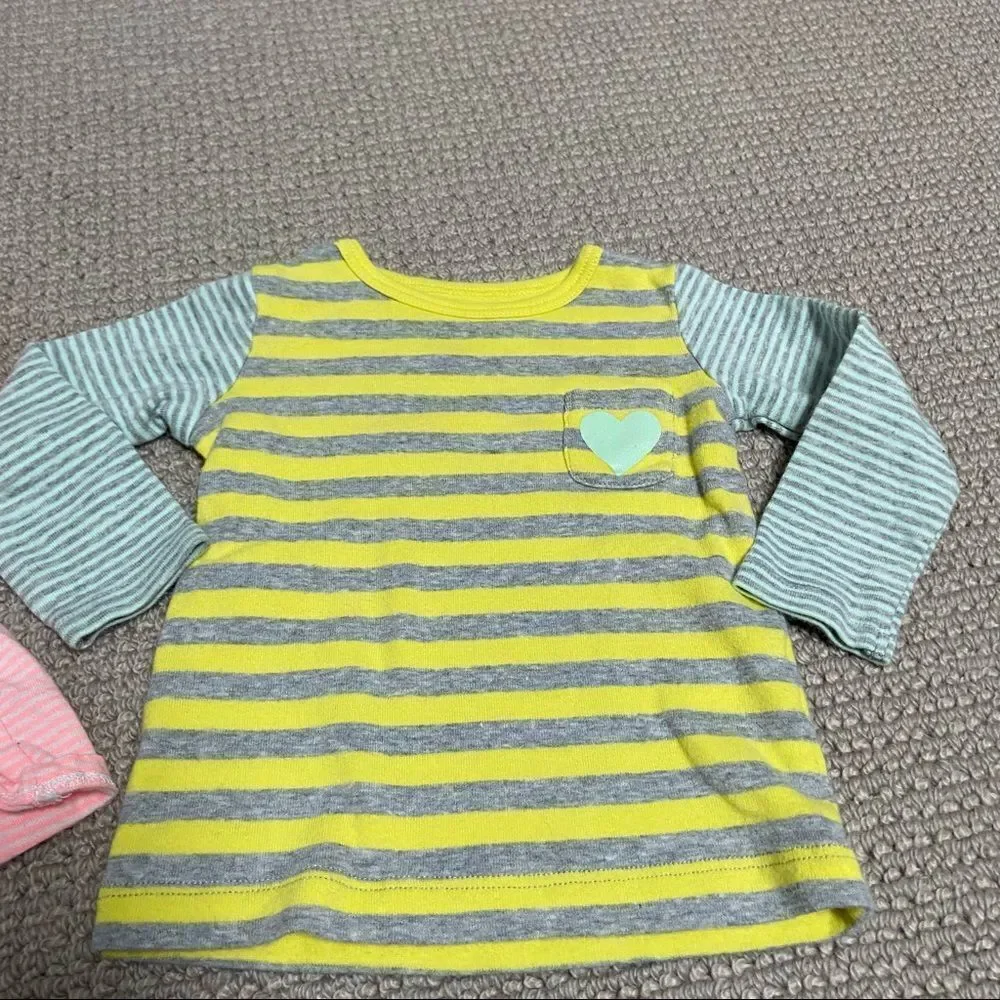 OshKosh and Carter’s Baby Girl Patterned Summer Shirt Set - 3 shirts 3-6 months